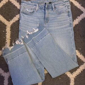 American Eagle Outfitters Women's Frayed Hem Light Blue Jeans